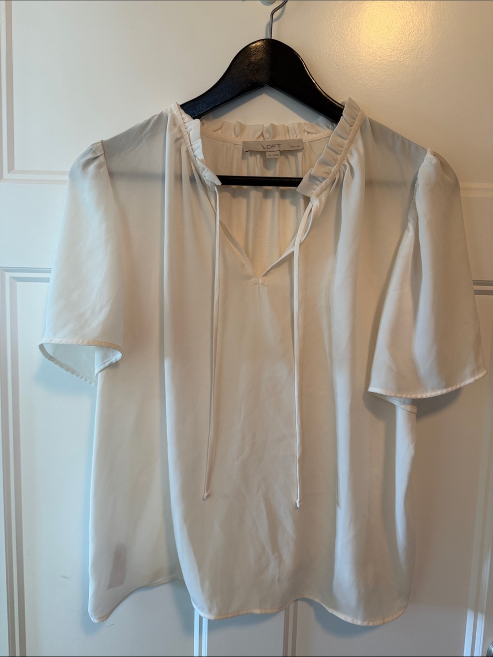 LOFT Cream Tie-Neck Ruffle Short-Sleeve Blouse